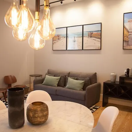 Апартаменты Flh Augusta's Arch Sophisticated Flat